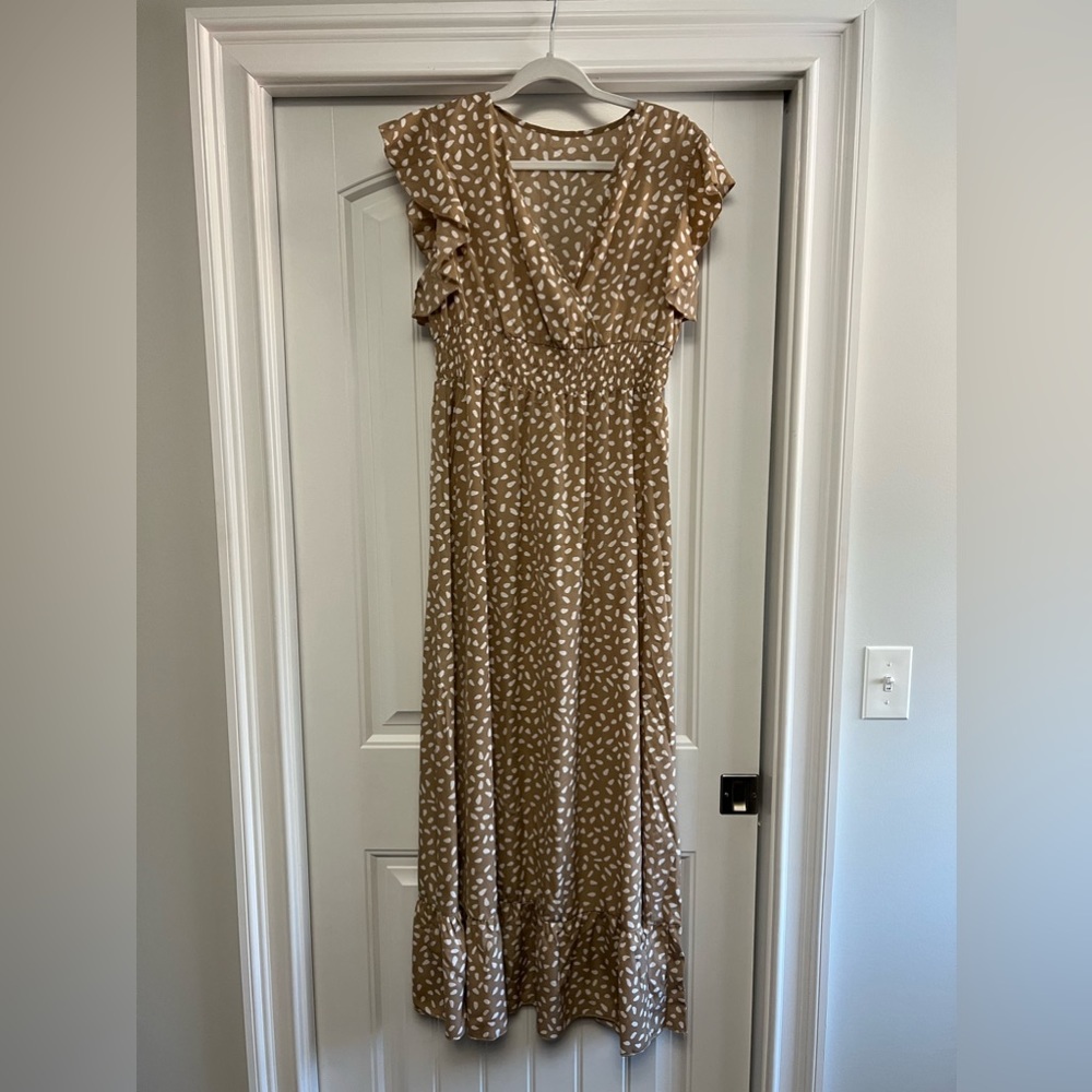 Lightweight casual dress